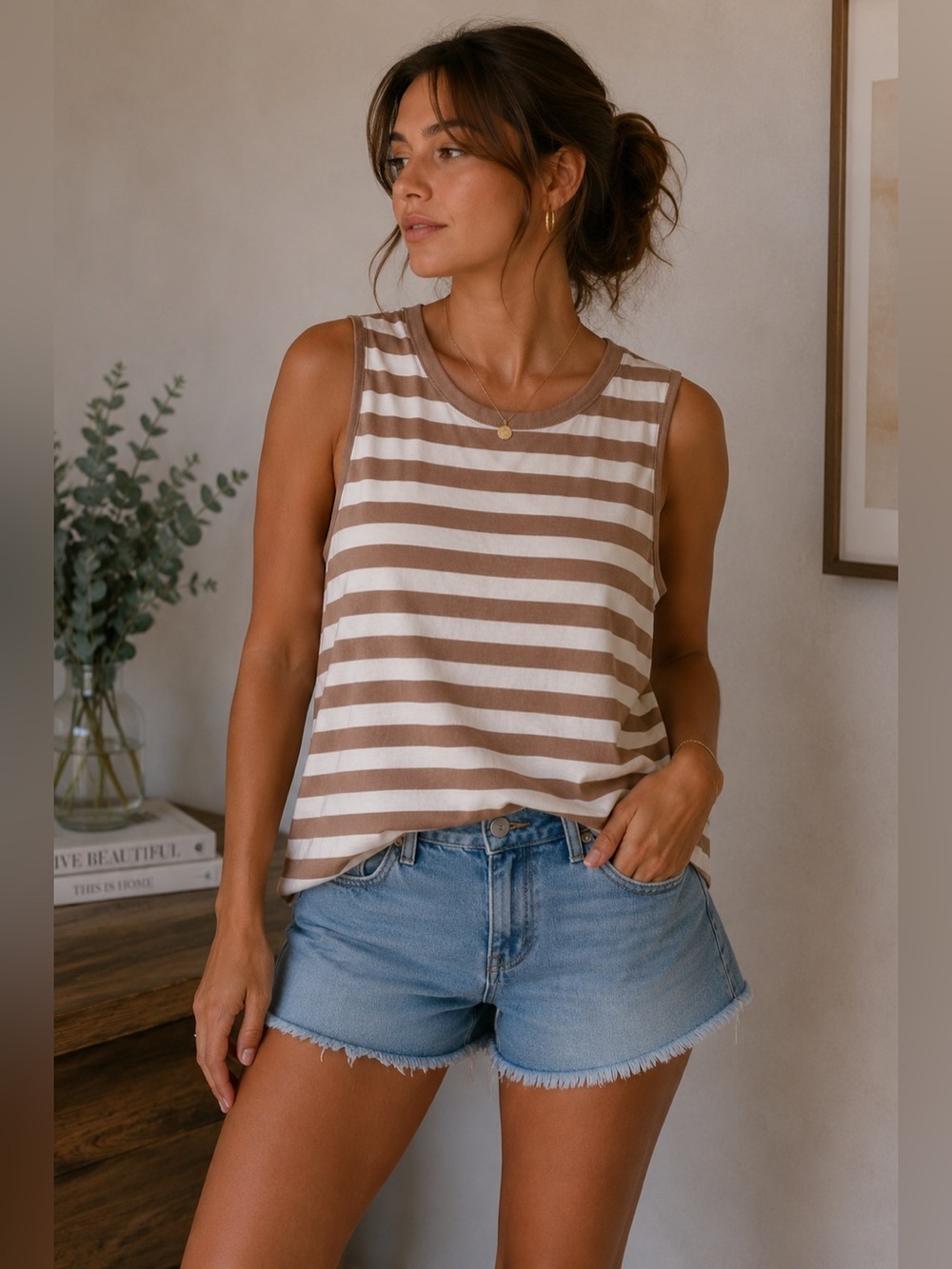 George Cream and White Sleeveless Muscle Tee Size M Casual Everyday